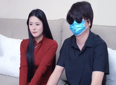 Tôi đang lén bỏ thuốc kích dục cho em đồng nghiệp uống